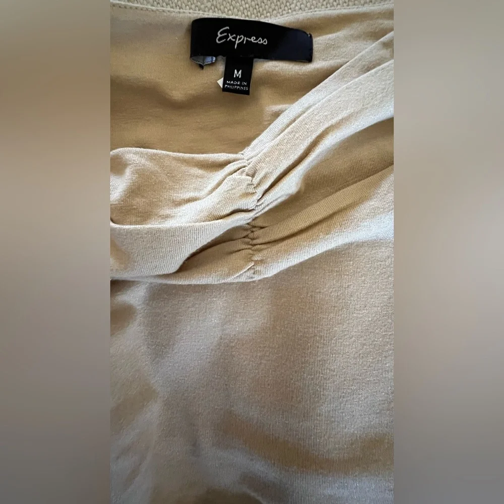 Express Ruched Cream Top - Picture 6 of 6